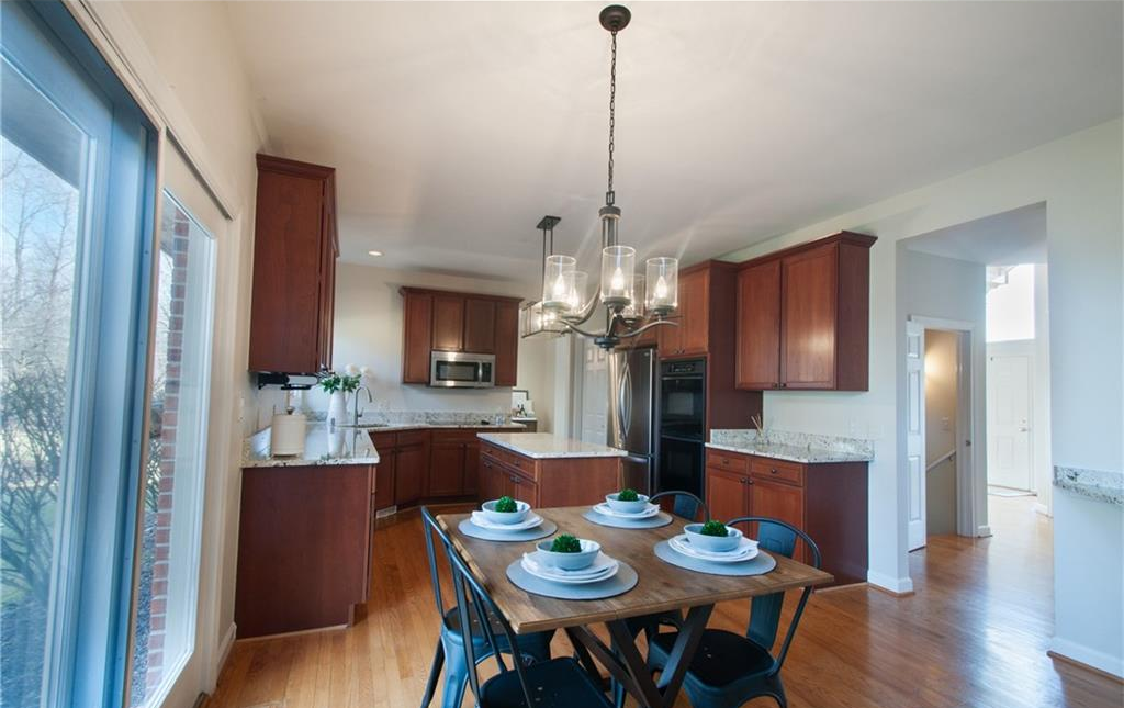 47320 Autumn Park Crt, Novi, MI 48374